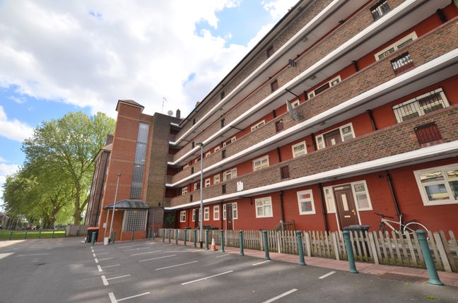 3 Bed Property on Athelstan House Homerton Road E9 Main Photo