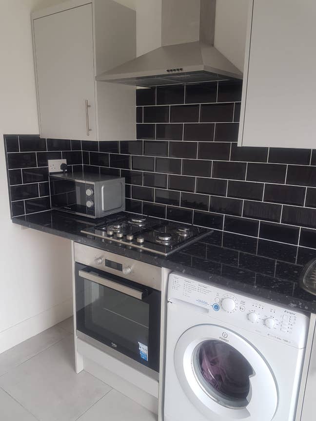 Spacious Fully Equipped Studio to Rent - NW2 Main Photo