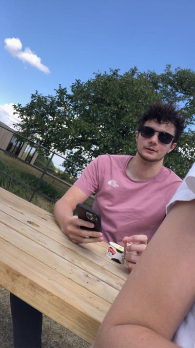 Recently graduated professional (w/ costco card!) Main Photo