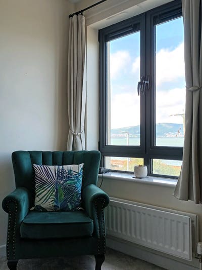 Lovely 1 bed flat for short let - December  Main Photo