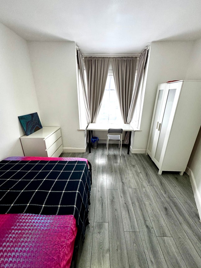 All inclusive double room in Colindale NW9 Main Photo