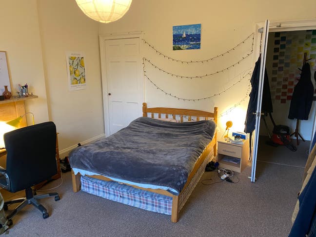 Double Room in Newington Flat Main Photo