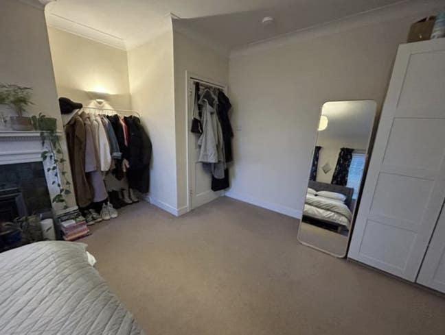 Spacious double room in leafy Muswell Hill Main Photo