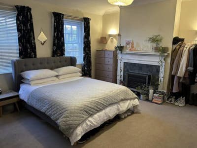 Spacious double room in leafy Muswell Hill Main Photo