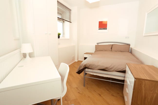 🚀 Still looking for a Room ? Here your next!  Main Photo