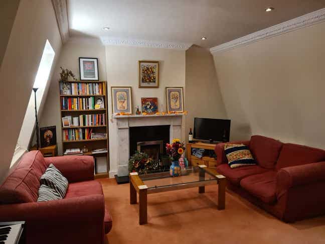 Furnished double room available in Pimlico flat. Main Photo