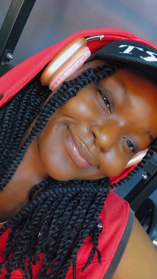 Looking for a cozy student friendly accommodation  Main Photo