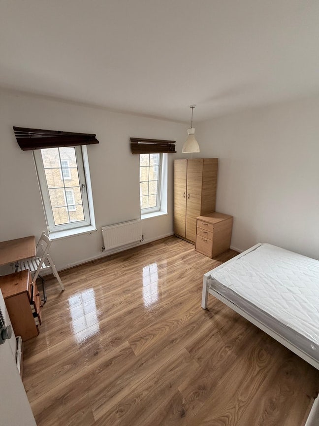 Amazing DBL Room | 4 min to Station | Bills Incl Main Photo