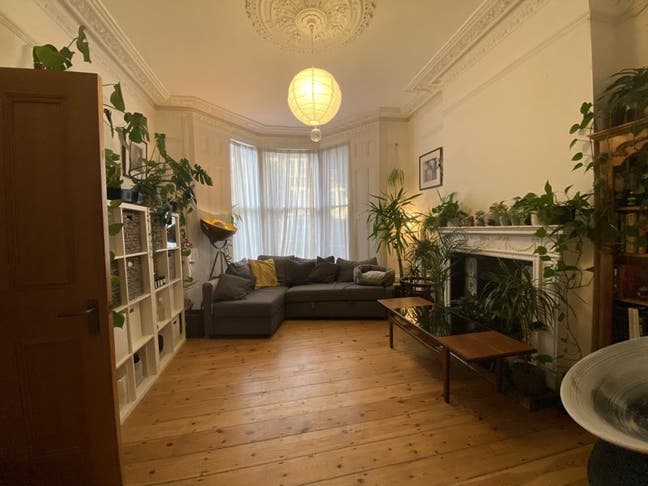Beautiful Terraced House in Stroud Green Main Photo