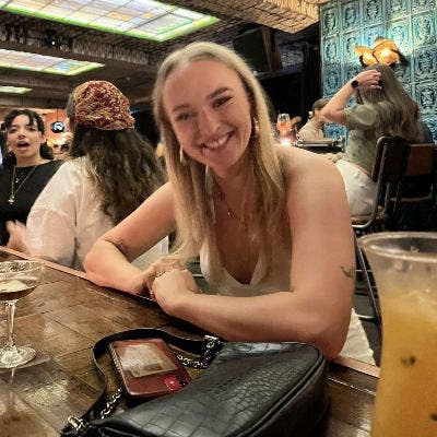 Looking for people to find a flat/house with:) Main Photo