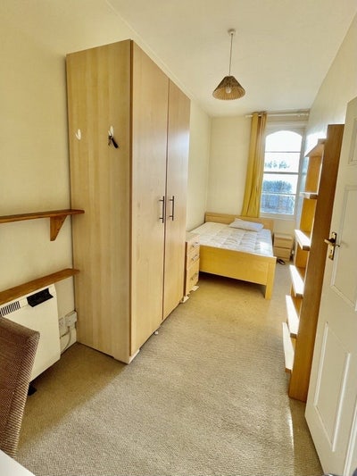 Bedroom in Central London Main Photo