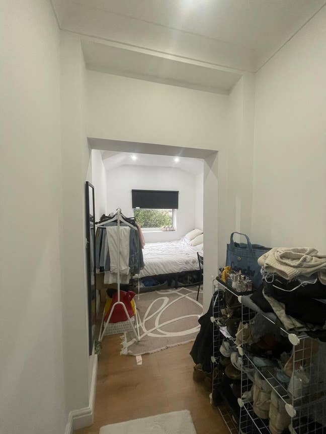 A Double Bedroom At Leytonstone. Main Photo