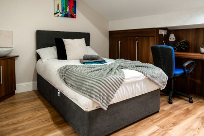 Lovely room available immediately! Main Photo