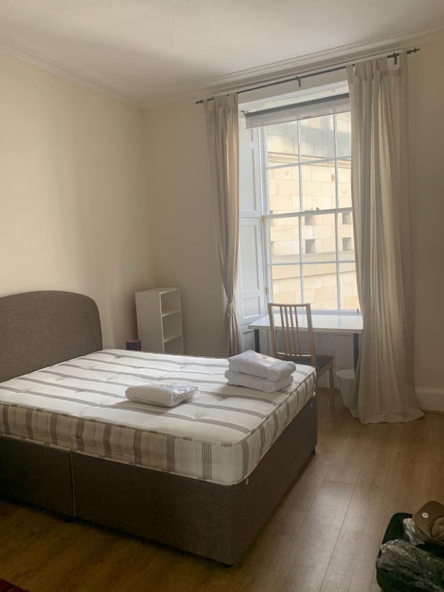 1 Bed in Flat near Bristo Square EH1 Main Photo