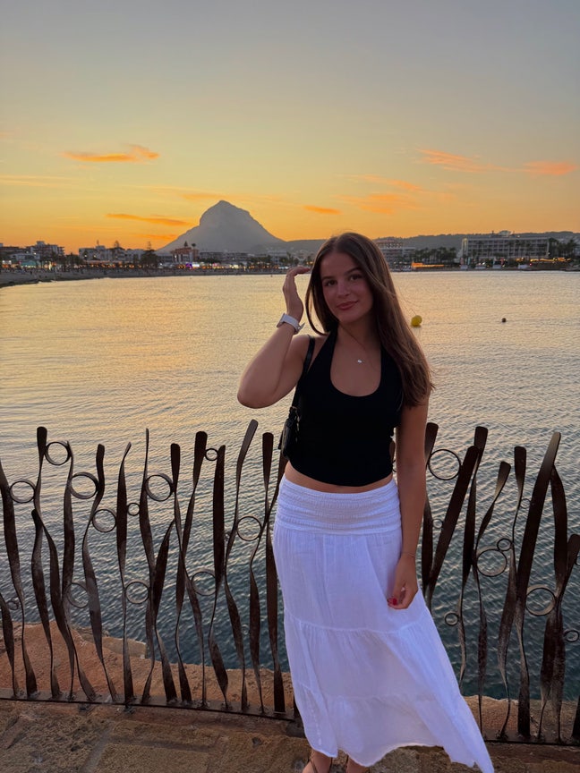 Looking for flatmates Main Photo