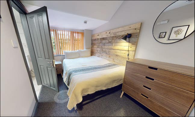 ENSUITE Room near Horton Hospital!🏥 Main Photo
