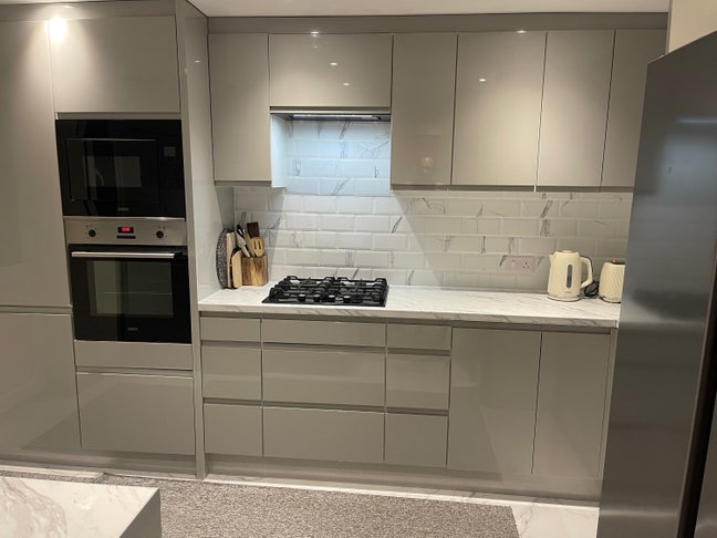 Double room available in a modern house. Barnet  Main Photo