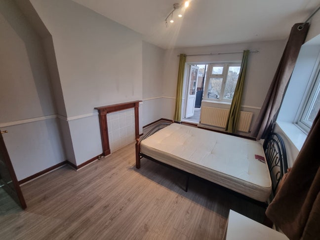 Nice BethnalGreen/QMUL/Whitechapel Main Photo