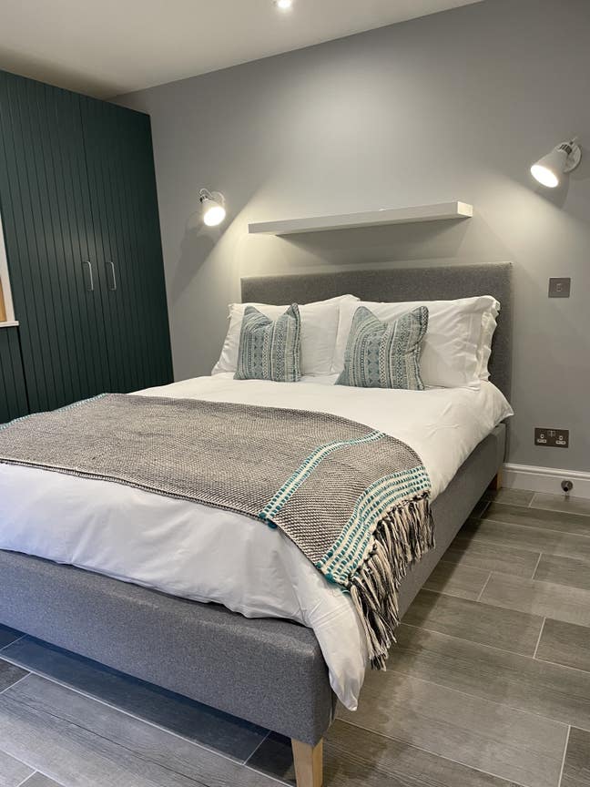 Stunning self contained studio Main Photo