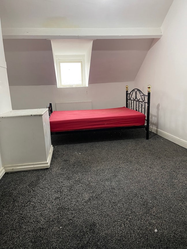 Very Popular - Last LS9 Room Available Now Main Photo