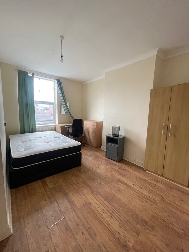 Only for Universal Credit Tenants Main Photo