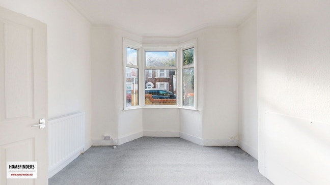 4 Bed House with Garden on Woodstock Road E7 Main Photo