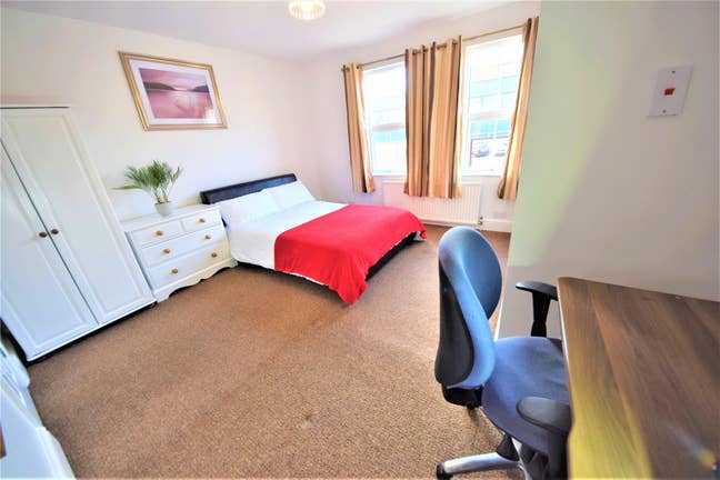 Large Double Ensuite  Room  City Centre Main Photo