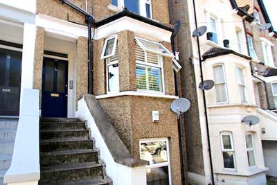 Large Victorian 1 Bed Flat - South Croydon - &pound;1300 Main Photo