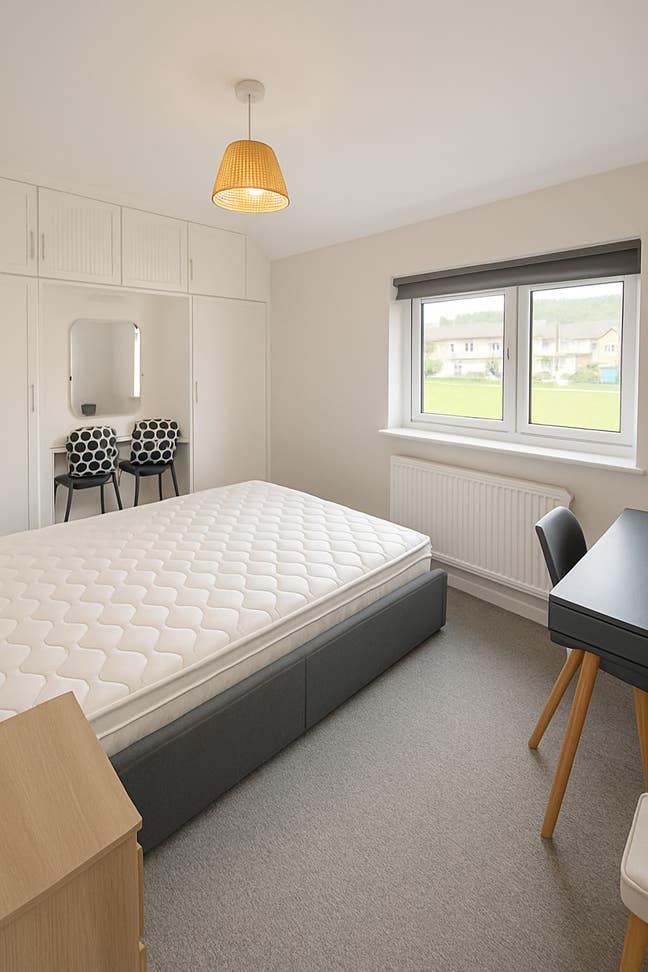 Spacious 4-Bedroom HMO House – All Bills Included! Main Photo