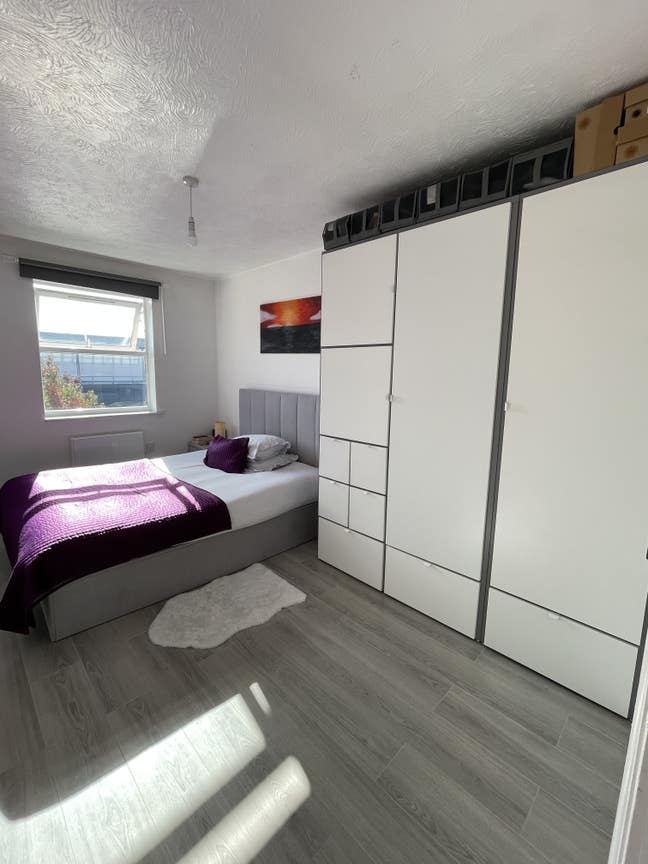 Double room to rent in Sw16 Main Photo