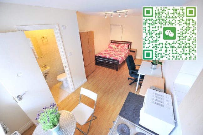 Spacious Studio Flat in South Kensington SW7  Main Photo