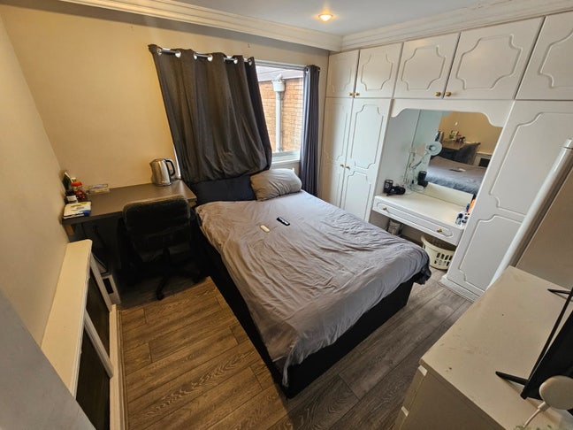🛏️ Double room for single use- Willesden Green Main Photo