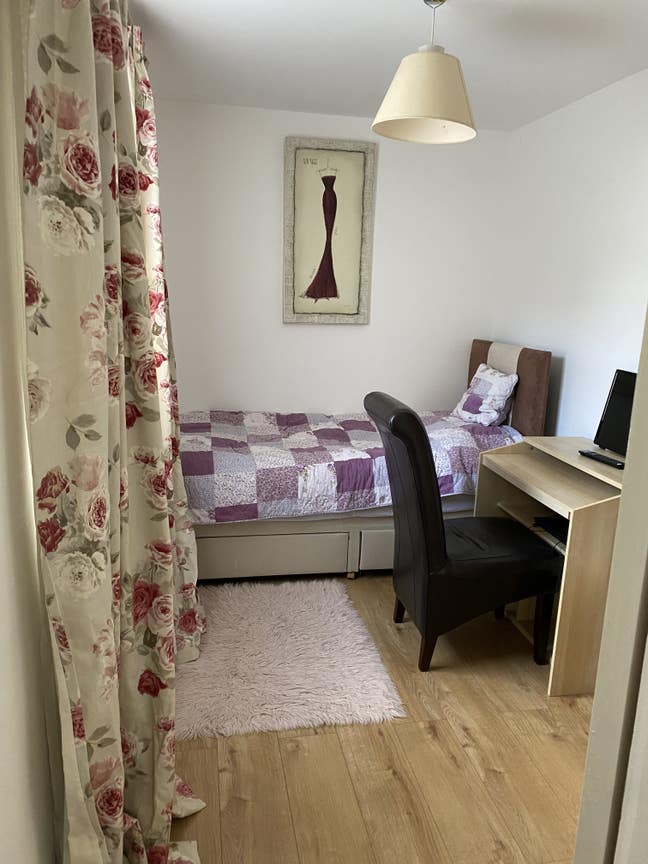 Brite Single room at PO54JG Main Photo