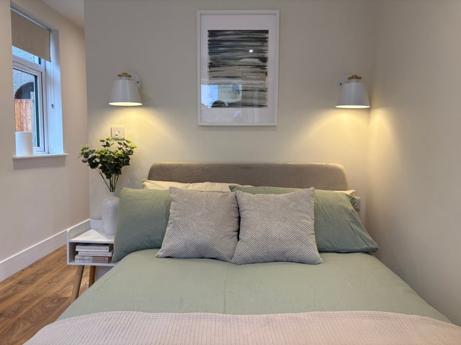 Stylish executive double room with luxury ensuite Main Photo
