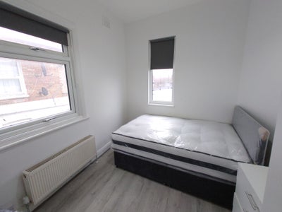 Good size double room in Hendon Main Photo