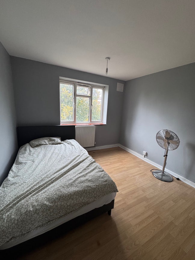 Double Room For Female Tenant  Main Photo