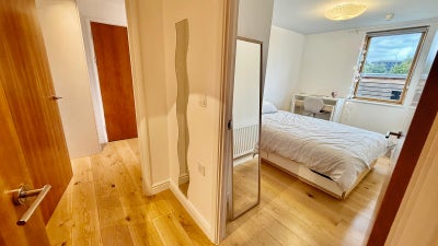 Bright private space with own bathroom Camden NW1 Main Photo