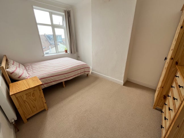 Double room for short rent near Temple Meads Main Photo
