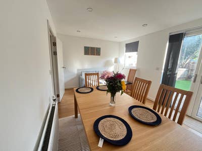 Double room with en-suite in Kidbrooke village  Main Photo