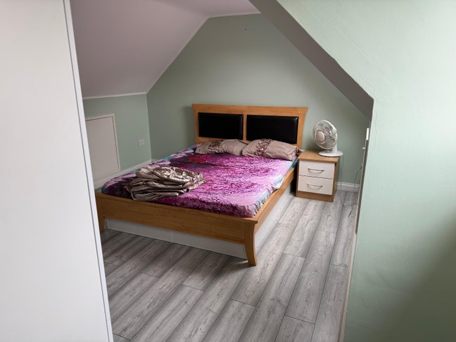 Spacious Double Bedroom in Peterborough ✨  Main Photo