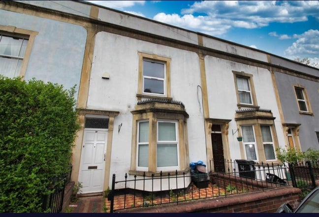 4 Bedroom  Main Photo