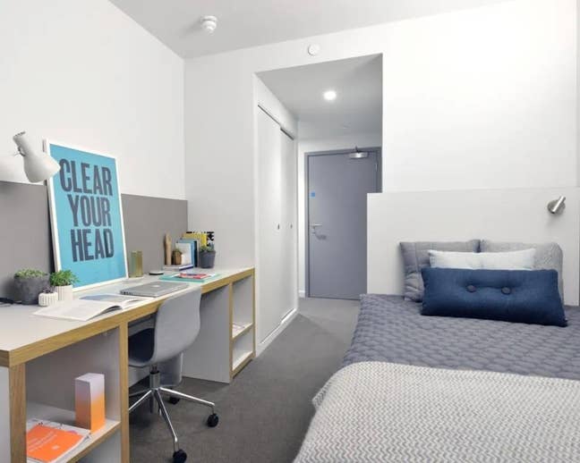 Single ensuite room @ King's Cross Main Photo