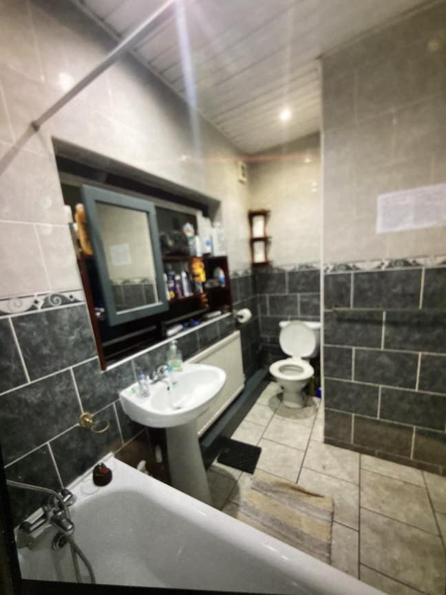 Lovely loft room in Stratford e15 Main Photo