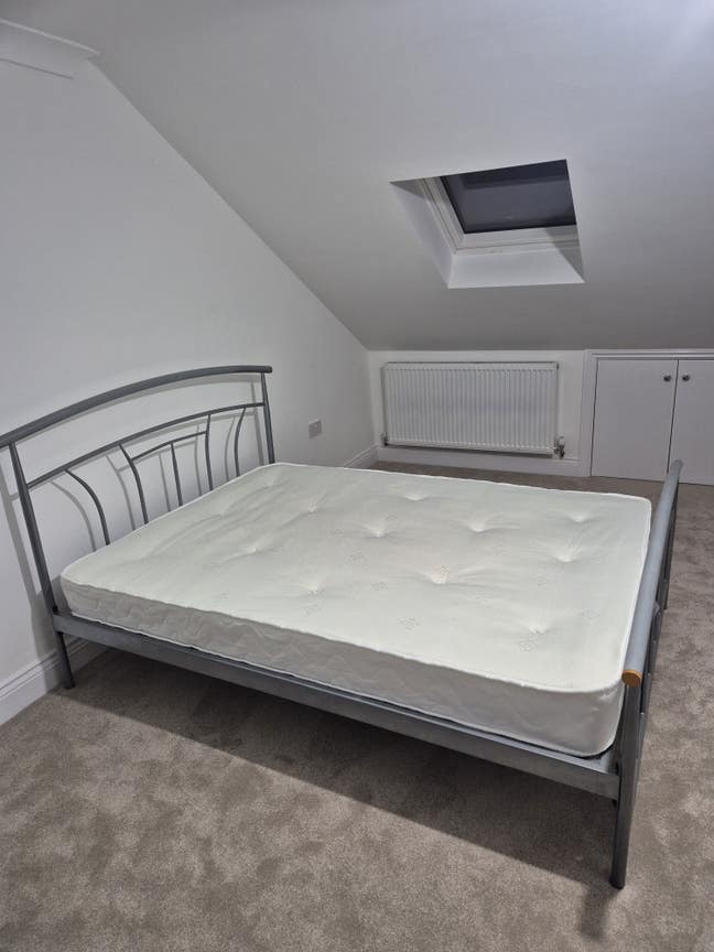 Spacious room in Central Slough (SL1) Main Photo