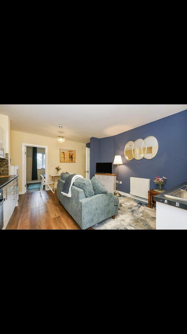 ✨1 bed apt|| Salford Royal ||short/long stays ✨ Main Photo