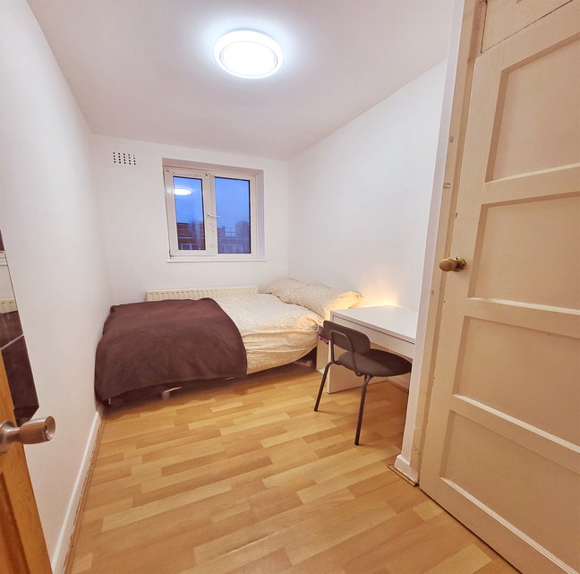 Cosy Small Double 3min walk to Bethnal Green St! Main Photo