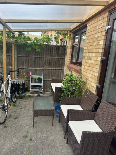 Stratford  Main Photo