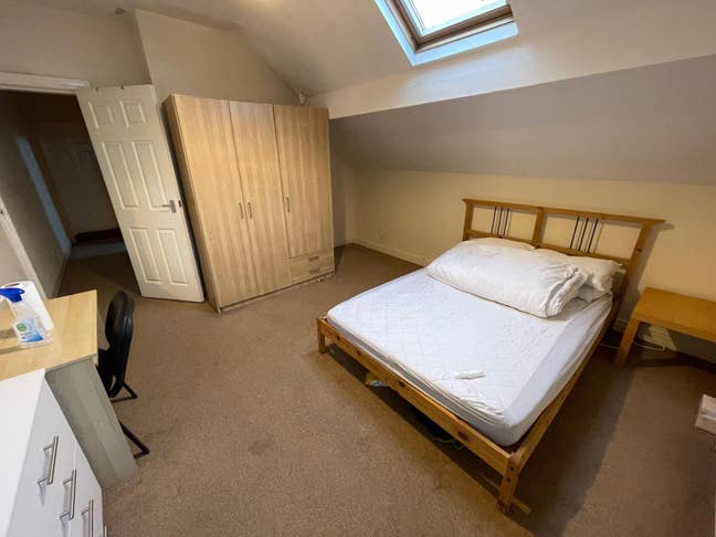 House Share Main Photo