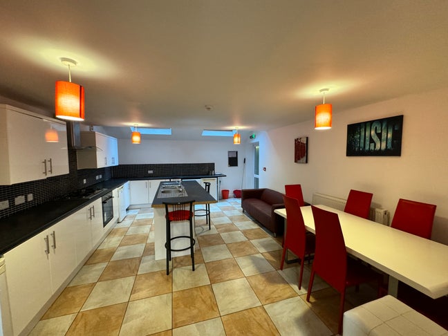 City center proximity Accommodation Main Photo
