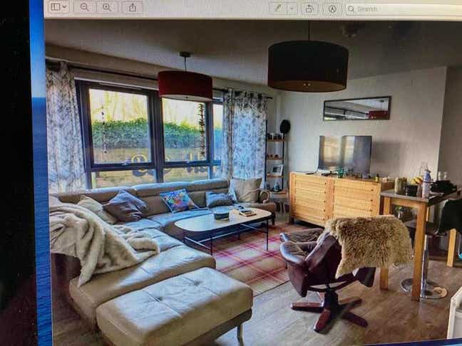 Modern flat with access to central Bristol & Bath Main Photo